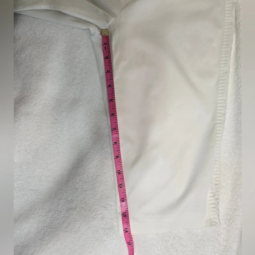 BCBGMaxAzria White Bermuda Capri Wide Leg Size 2